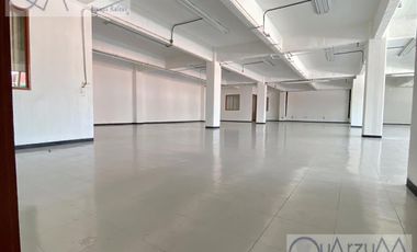 Bodega de 352 m2 con 3 cubiculos en renta, Tacubaya. Periférico y Viaducto