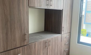 CASA EN RENTA RESIDENCIAL PLATINUM, MUY CERCA DE PLAZA EXPLANADA, PACHUCA, HGO.