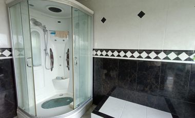 Casa en renta con cuatro habitaciones y jardín en Tizatlan, Tlaxcala.