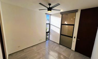 Townhouse de Lujo en Renta, Privada Natuur,Montebello,2hab,2,5baños,rooftop