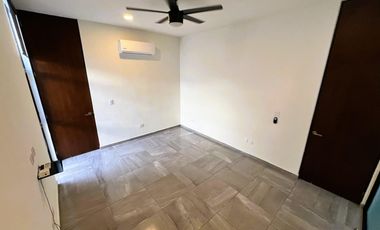 Townhouse de Lujo en Renta, Privada Natuur,Montebello,2hab,2,5baños,rooftop