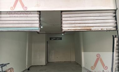 LOCAL COMERCIAL SOBRE CALLE RENTA ISIDRO FABELA TOLUCA