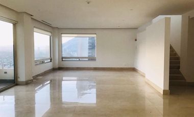 PENTHOUSE EN RENTA TORRES VERONA VALLE ORIENTE $95,000