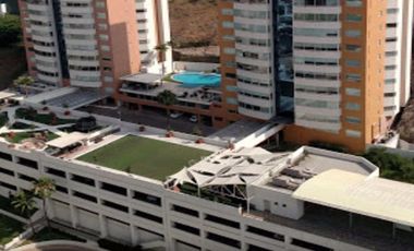 PENTHOUSE EN RENTA TORRES VERONA VALLE ORIENTE $95,000