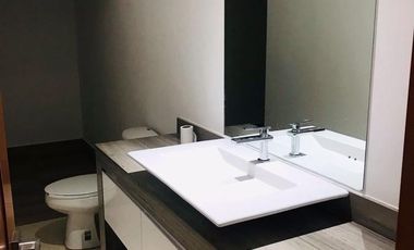 PENTHOUSE EN RENTA TORRES VERONA VALLE ORIENTE $95,000