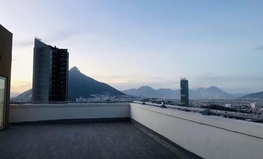 PENTHOUSE EN RENTA TORRES VERONA VALLE ORIENTE $95,000