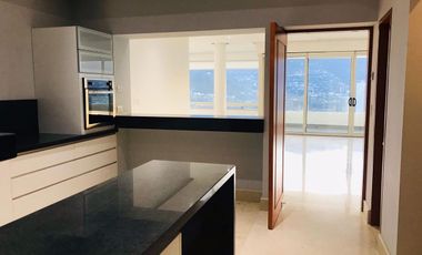 PENTHOUSE EN RENTA TORRES VERONA VALLE ORIENTE $95,000