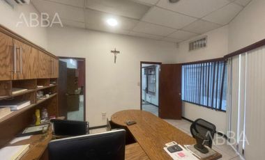 Local para oficinas en RENTA, en Av principal  en Col  San Felipe