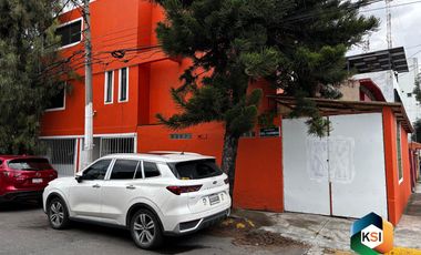 Casa u oficina para remodelar en Jardines de Santa Mónica