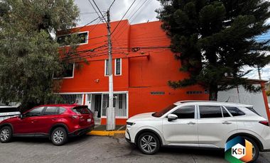 Casa u oficina para remodelar en Jardines de Santa Mónica