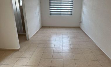 Hacienda Viñedos en privada frente a area verde