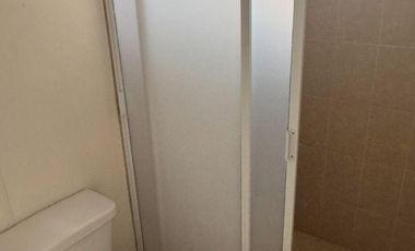 Hacienda Viñedos en privada frente a area verde