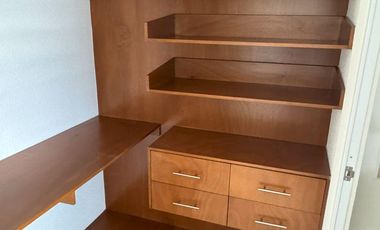 Hacienda Viñedos en privada frente a area verde