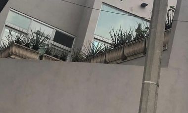 CASA EN RENTA EN LOMAS DE BEZARES