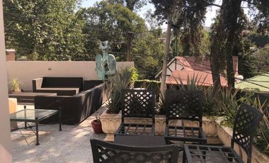 CASA EN RENTA EN LOMAS DE BEZARES