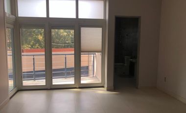 CASA EN RENTA EN LOMAS DE BEZARES