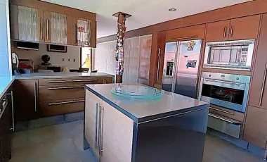 Casa en venta en Ciudad Satelite, Naucalpan de Juárez, México