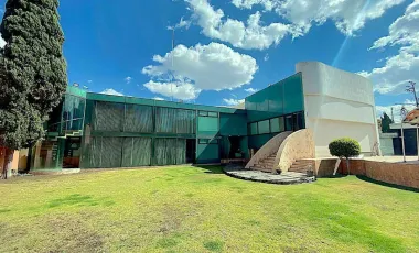 Casa en venta en Ciudad Satelite, Naucalpan de Juárez, México