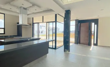 Casa en venta y renta en Lázaro Cárdenas, Metepec, México