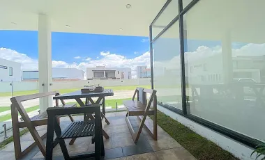 Casa en venta y renta en Lázaro Cárdenas, Metepec, México