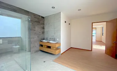 Casa en venta y renta en Lázaro Cárdenas, Metepec, México