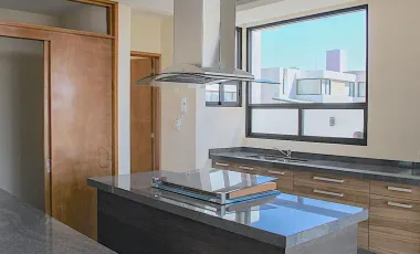 Casa en venta y renta en Lázaro Cárdenas, Metepec, México