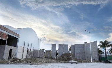 Local en renta en Lomas de Angelopolis I, Nueva Plaza en acceso a Lomas