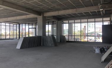 Oficina en renta sobre la Atlixcayotl Torre Cumbre Abanza