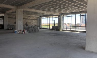 Oficina en renta sobre la Atlixcayotl Torre Cumbre Abanza