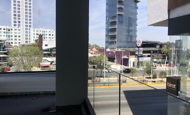 Oficina en renta sobre la Atlixcayotl Torre Cumbre Abanza