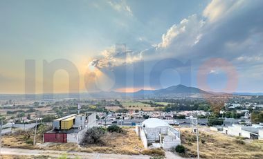 BODEGA EN RENTA CERCA DE SANTA ROSA JÁUREGUI EN CALLE ABIERTA