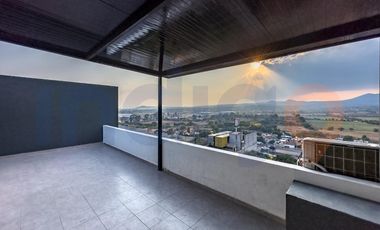 BODEGA EN RENTA CERCA DE SANTA ROSA JÁUREGUI EN CALLE ABIERTA