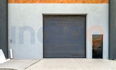 BODEGA EN RENTA CERCA DE SANTA ROSA JÁUREGUI EN CALLE ABIERTA