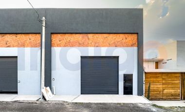 BODEGA EN RENTA CERCA DE SANTA ROSA JÁUREGUI EN CALLE ABIERTA