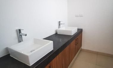 CASA EN RENTA EN CONDOMINIO ROMA, MODELO ROMINA