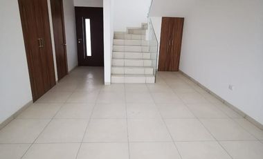 CASA EN RENTA EN CONDOMINIO ROMA, MODELO ROMINA