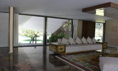 Casa de un nivel en venta o renta La Calera con alberca