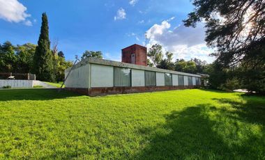 Casa de un nivel en venta o renta La Calera con alberca