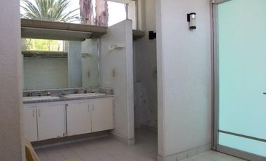 Casa de un nivel en venta o renta La Calera con alberca