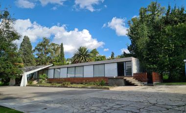 Casa de un nivel en venta o renta La Calera con alberca