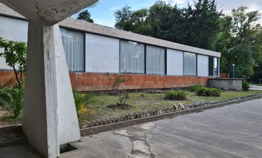 Casa de un nivel en venta o renta La Calera con alberca