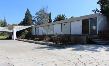 Casa de un nivel en venta o renta La Calera con alberca