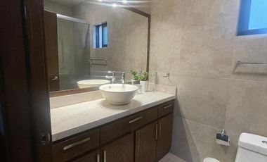 Torre A depto Amueblado 1 recamara ( amplisimo ) excelente