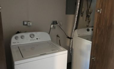 Torre A depto Amueblado 1 recamara ( amplisimo ) excelente