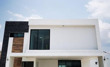 CASA EN RENTA EN CONDOMINIO ROMA MODELO MARIA , MEXICALTZINGO