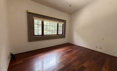 Casa en Venta en Club de Golf Los Encinos