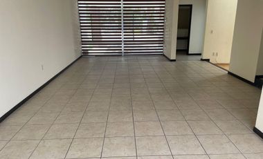 Gran Jardin casa en renta