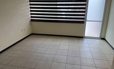 Gran Jardin casa en renta