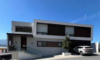 Casa en Renta en Castaños del Vergel, Monterrey NL