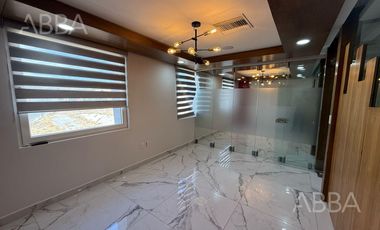 RENTA OFICINA SEMIAMUEBLADA EN PLAZA CANTERA 5